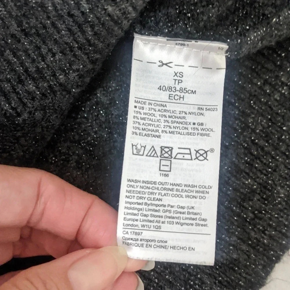 Banana Republic Fluffy Metallic Crewneck Sweater, Color Dark Charcoal Size XS - Picture 11 of 11